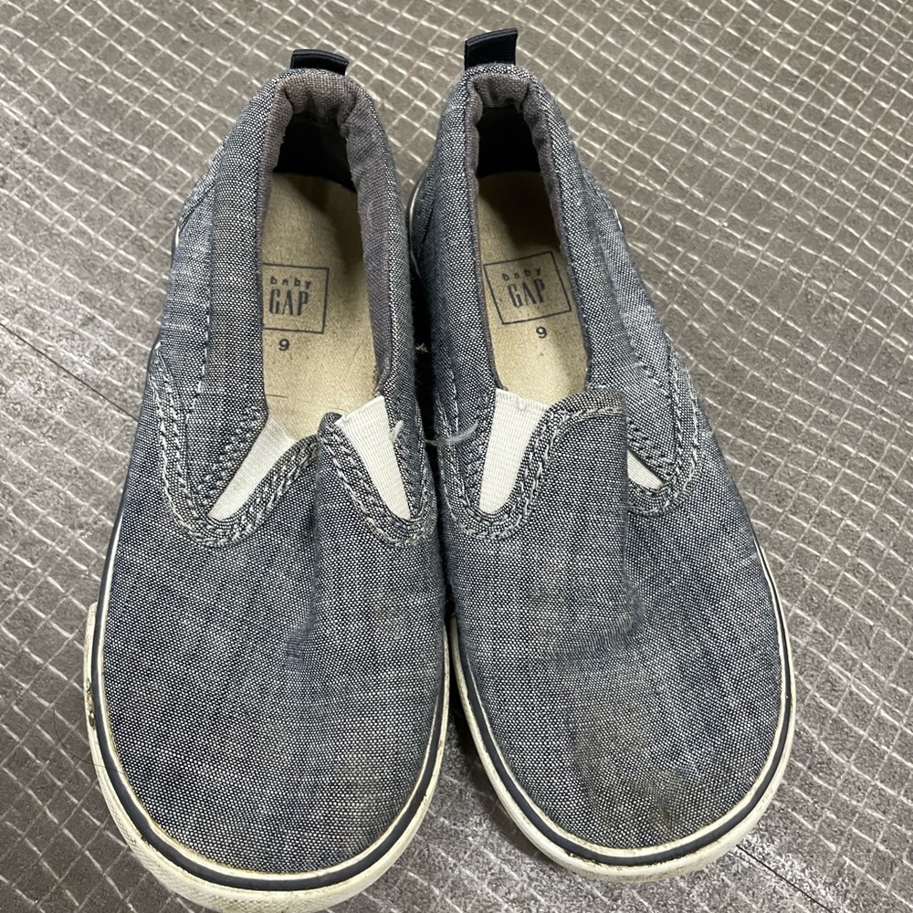 Gap Chambray slip one